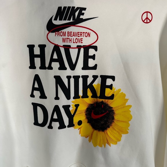Nike Sportswear Have A Nike Day Floral Hoodie White - Picture 2 of 7